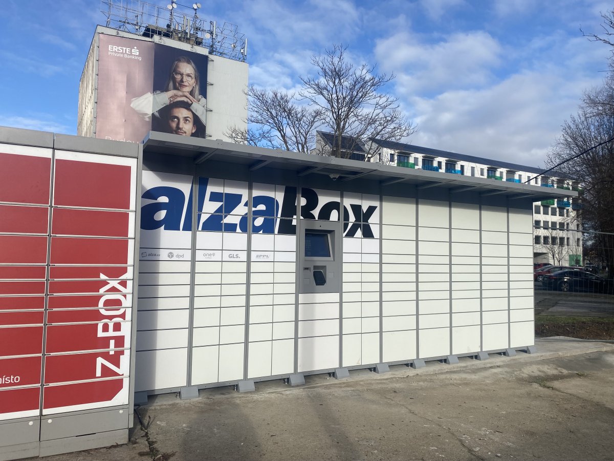 Umístění AlzaBoxu v areálu SVATOPETRSKA