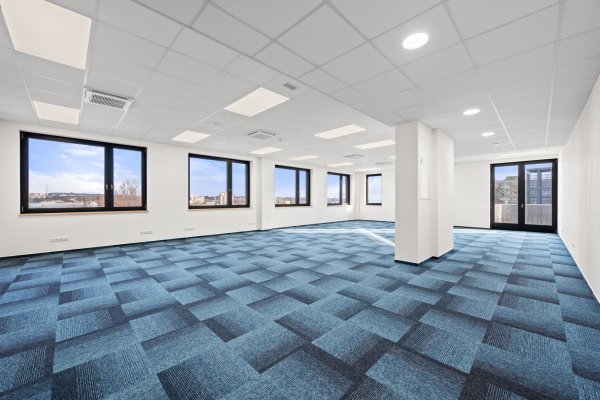 D1 5.2 Open space s balkonem 115 m2