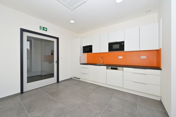 D1 5.2 Open space s balkonem 115 m2 - Další 6