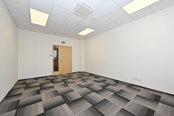 D1 3.9 Kancelář 26 m2 - kancelář