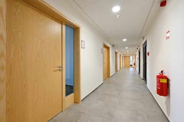 D1 2.7 Kancelář s balkonem 30 m2 - Další 2